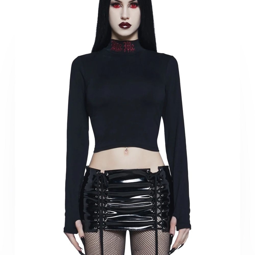 Dollskill-“Sucks To Be U” Mock Neck, Crop Top, EUC
